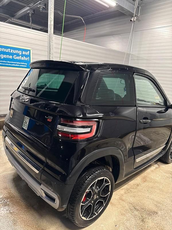 Gebraucht Ligier JS60 2022 Schwarz Kleinwagen