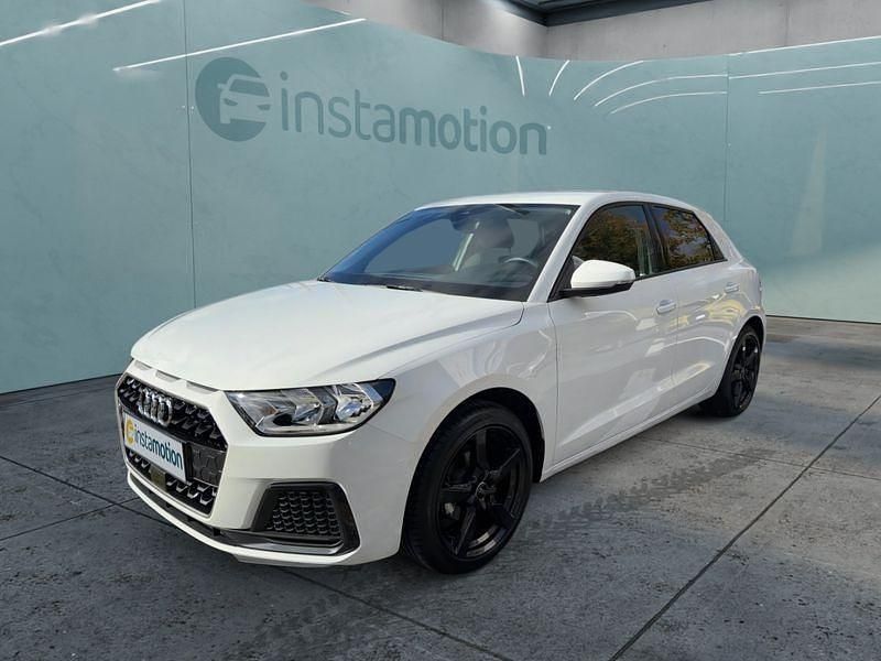 Weiß Gebraucht 2024 Audi A1 Kleinwagen | 24.649 € (Fairer Preis) - Bild 1/4