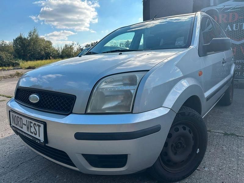 Silber Gebraucht 2005 Ford Fusion Trend Van / Kleinbus | 2.980 € (Etwas zu teuer) - Bild 1/4