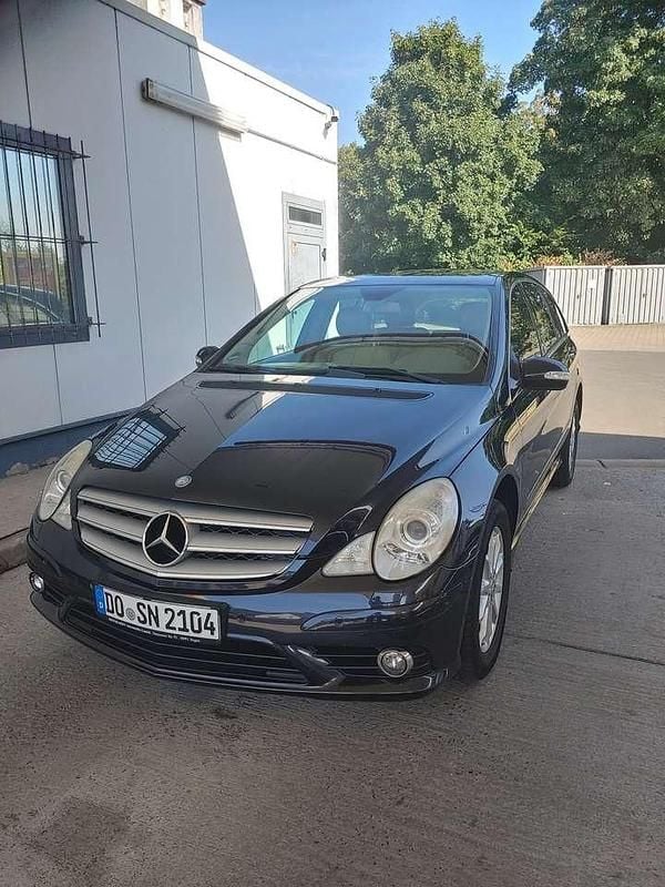Gebraucht 2008 Mercedes R350 Van / Kleinbus | 8.300 € (Fairer Preis) - Bild 1/4