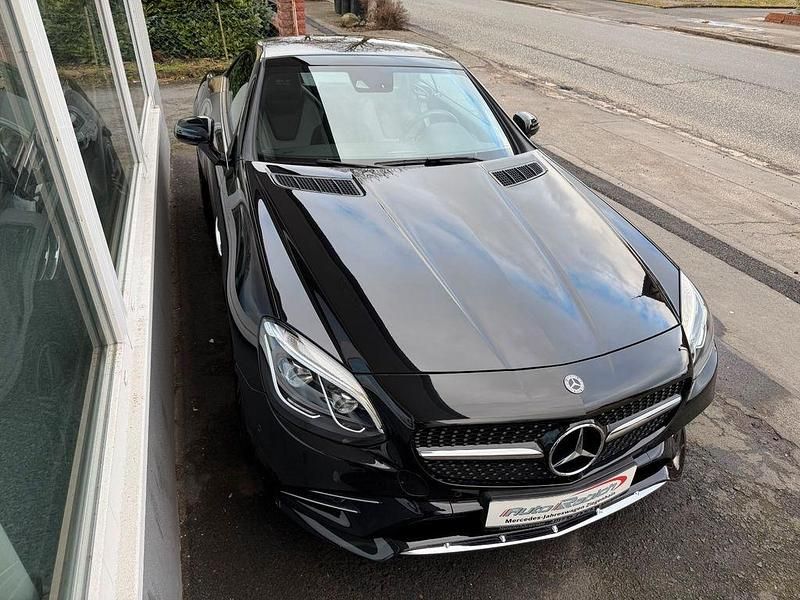Gebraucht Mercedes SLC300 AMG 245 PS (180 kW) 2019 Schwarz Cabrio
