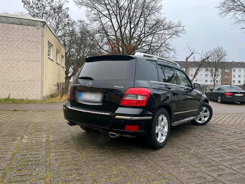 Gebraucht Mercedes GLK220 170 PS (125 kW) 2010 Schwarz SUV