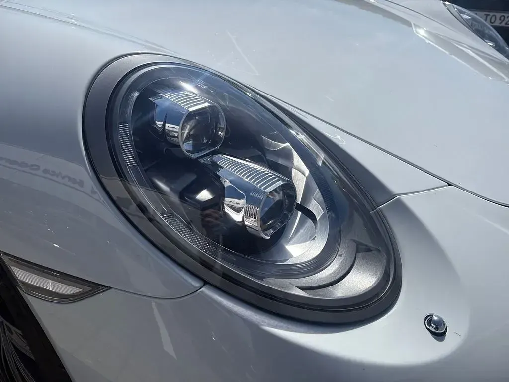 Gebraucht Porsche 911 370 PS (272 kW) 2022 Weiß Cabrio