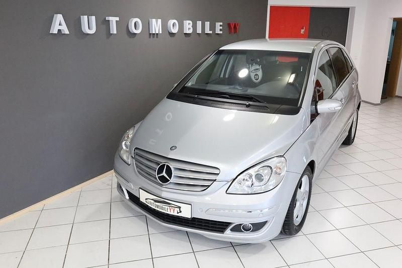 Silber Gebraucht 2005 Mercedes B200 Van / Kleinbus | 5.999 € (Fairer Preis) - Bild 1/4