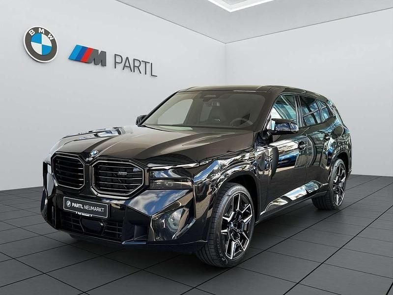 Saphirschwarz metallic Neu 2025 BMW XM Performance SUV | 116.900 € (Superpreis) - Bild 1/4