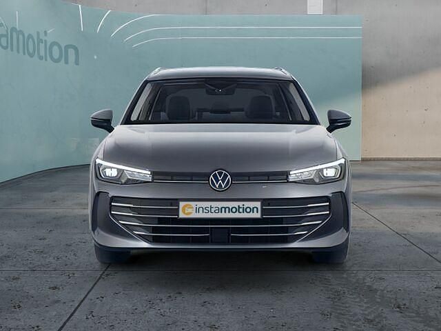 Gebraucht VW Passat Business 204 PS (150 kW) 2024 Grau Kombi