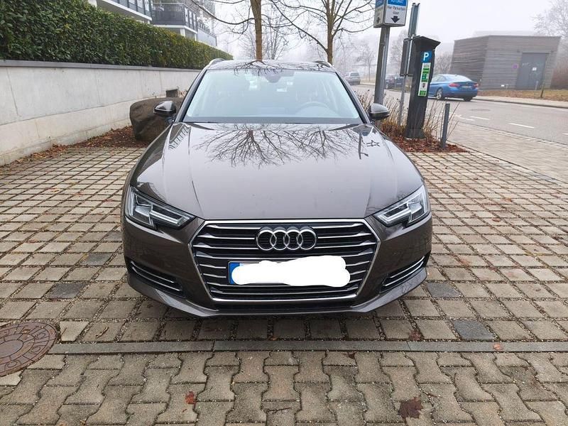 Braun Gebraucht 2018 Audi A4 Design Kombi | 15.690 € (Guter Preis) - Bild 1/4