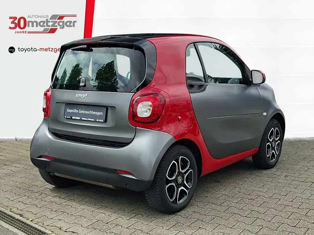 Gebraucht Smart ForTwo Coupé 90 PS (66 kW) 2018 Grau Coupé
