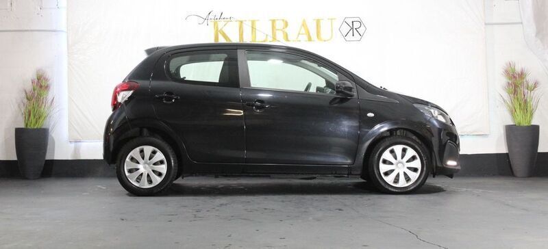 Gebraucht Peugeot 108 Active 69 PS (50 kW) 2015 Schwarz Kleinwagen