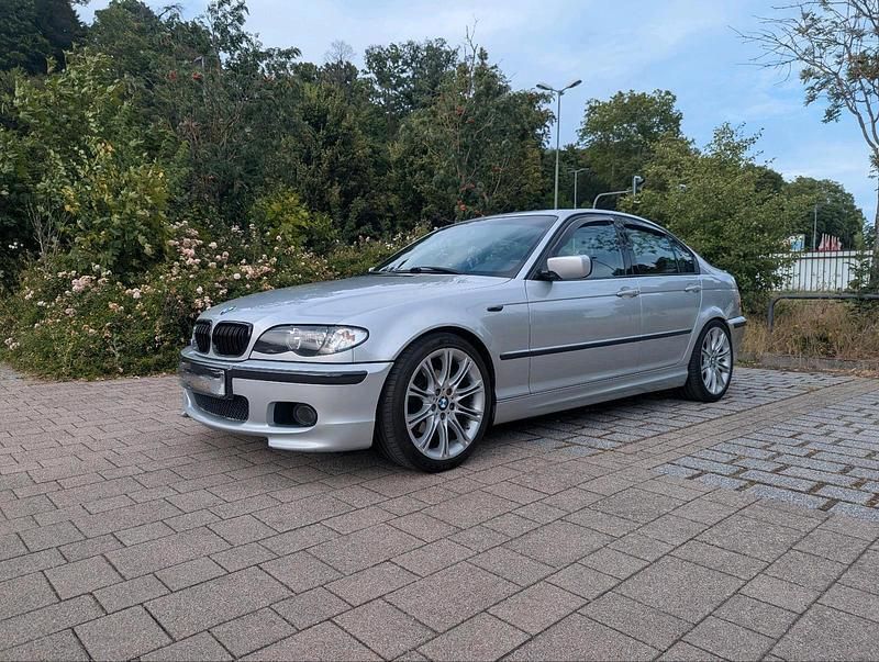 Silber Gebraucht 2001 BMW 325 M Sport Limousine | 5.600 € - Bild 1/4
