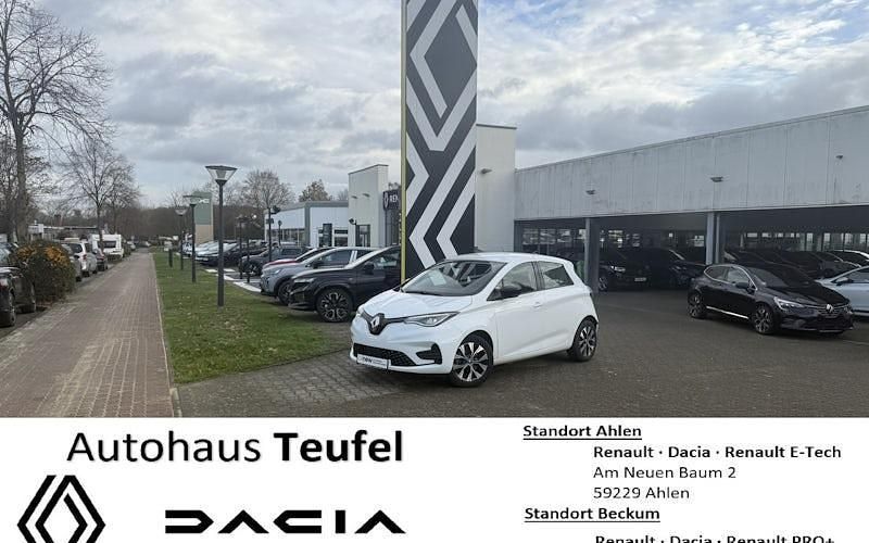 Gebraucht Renault Zoe Evolution 100 kW (136 PS) 2022 Weiß Kleinwagen