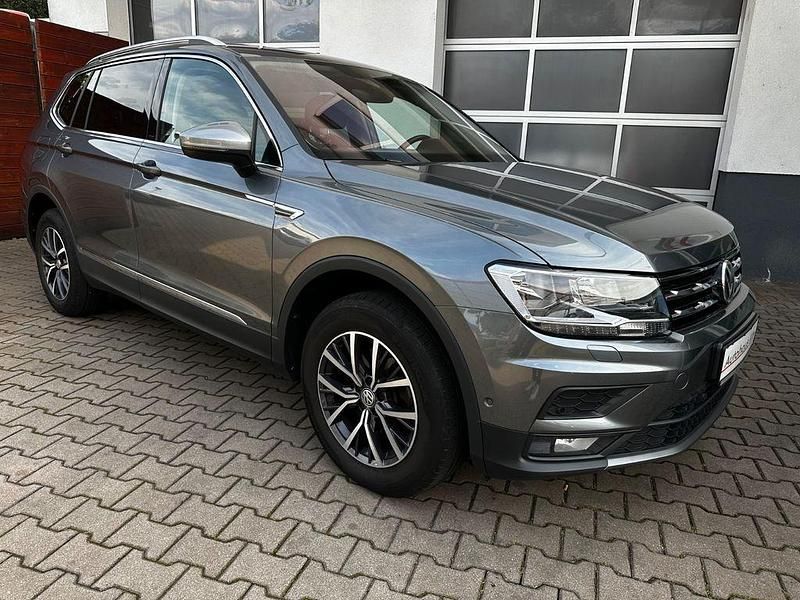 Grau Gebraucht 2021 VW Tiguan Allspace Comfortline SUV | 19.999 € (Superpreis) - Bild 1/4