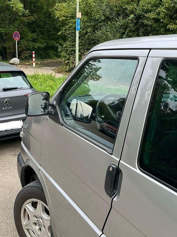 Gebraucht VW T4 102 PS (75 kW) 1998 Grau Van