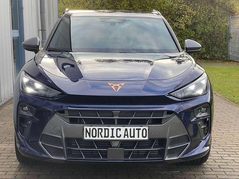 Neu Cupra Terramar 150 PS (110 kW) 2025 Kosmosblau SUV