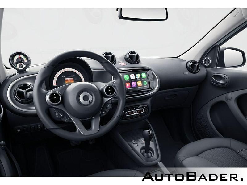 Gebraucht Smart ForFour Electric Drive Exclusive 60 kW (82 PS) 2020 Ean karosserie in ice white () (metallic) Limousine