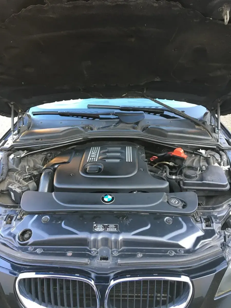 Gebraucht BMW 520 163 PS (119 kW) 2006 Schwarz Kombi