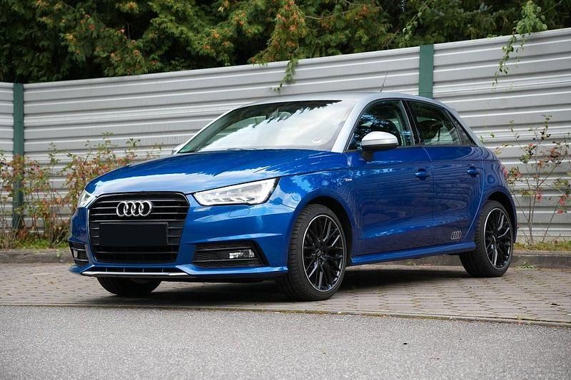 Blau Gebraucht 2017 Audi A1 S-Line Kleinwagen | 12.500 € (Fairer Preis) - Bild 1/4