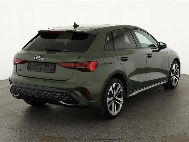 Neu Audi A3 Ambiente 150 PS (110 kW) 2025 Grau Limousine