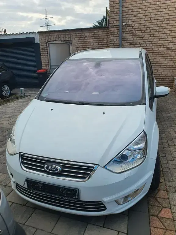 Gebraucht Ford Galaxy Titanium 163 PS (119 kW) 2012 Weiß Van / Kleinbus