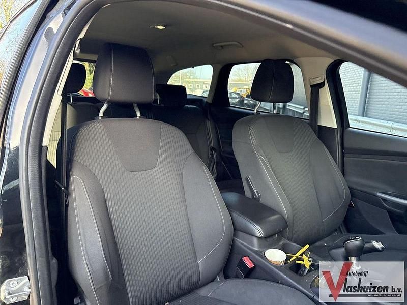 Gebraucht Ford Focus Titanium 105 PS (77 kW) 2013 Schwarz Kombi