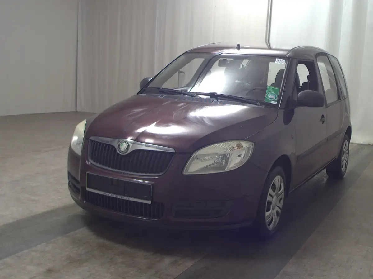 Gebraucht Skoda Roomster 69 PS (50 kW) 2010 Rot rosso brunello metallic Van / Kleinbus