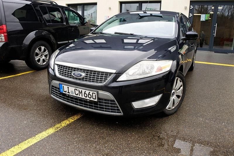 Gebraucht Ford Mondeo Titanium 175 PS (128 kW) 2008 Schwarz Kombi