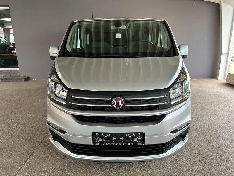 Gebraucht Fiat Talento 145 PS (106 kW) 2018 Silber Van / Kleinbus