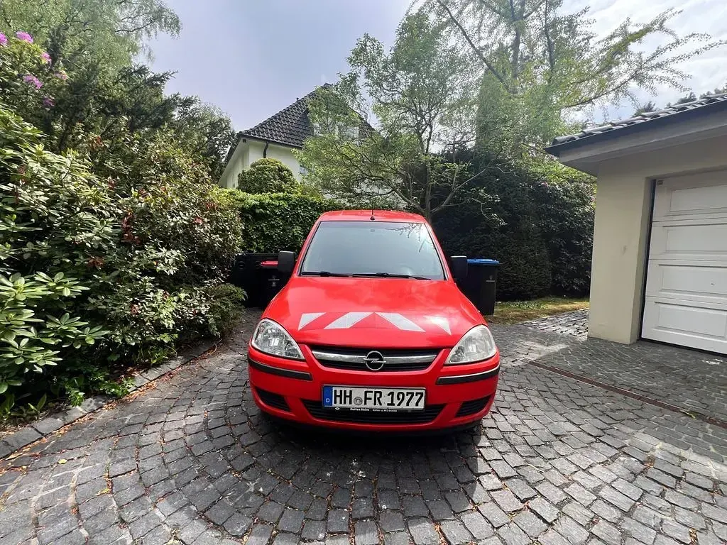 Gebraucht Opel Combo 94 PS (69 kW) 2010 Rot Van / Kleinbus