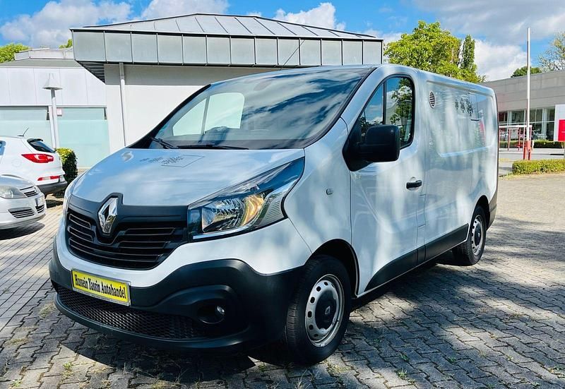 Gebraucht Renault Trafic Komfort 120 PS (88 kW) 2019 Van / Kleinbus