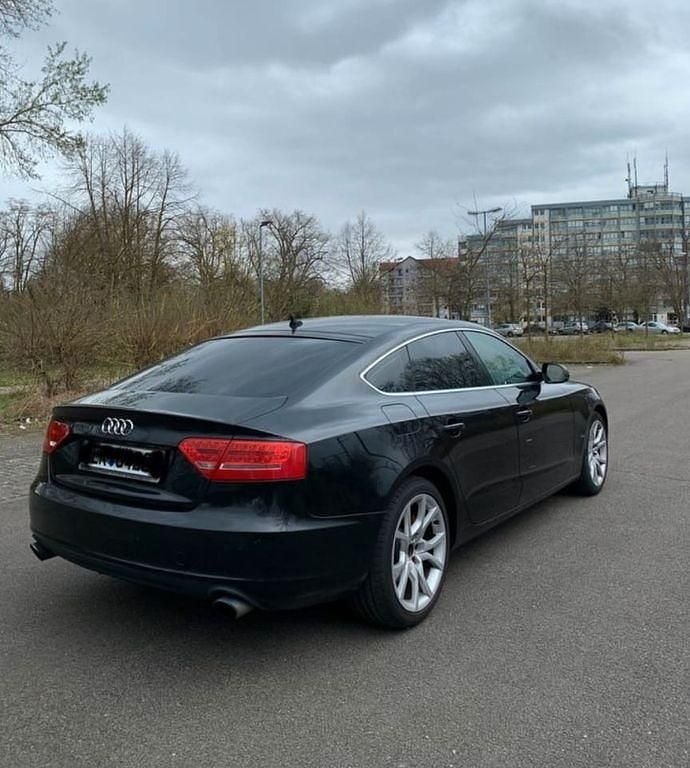 Schwarz Gebraucht 2010 Audi A5 Sportback Sport Limousine | 9.000 € (Fairer Preis) - Bild 1/4
