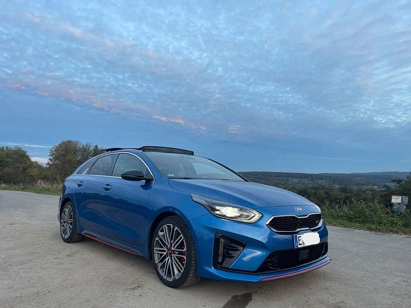 Blau Gebraucht 2020 Kia ProCeed Kombi | 21.700 € (Guter Preis) - Bild 1/4