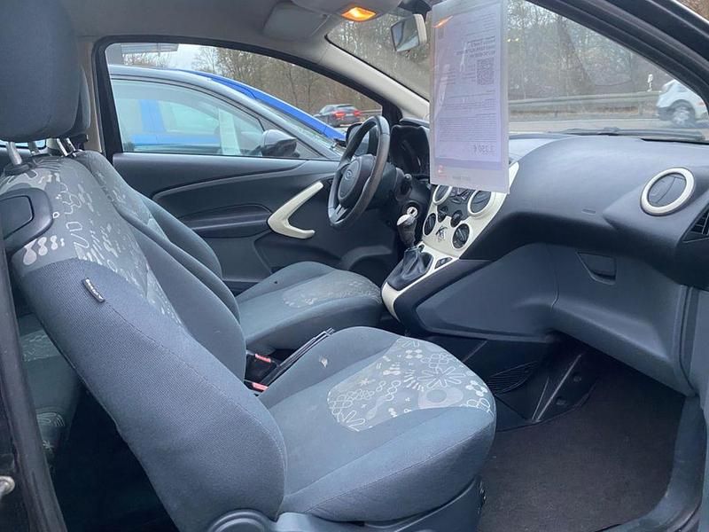 Gebraucht Ford Ka Trend 69 PS (50 kW) 2011 Schwarz Kleinwagen
