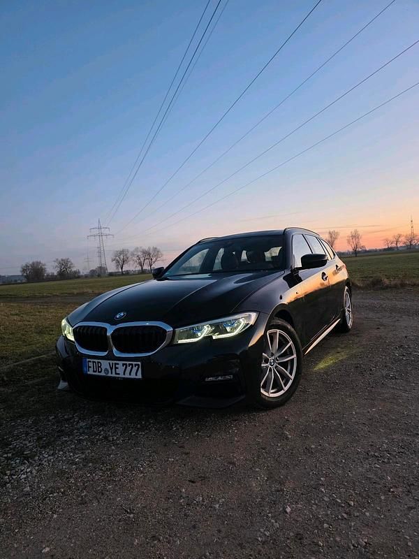 Gebraucht BMW 320 M Sport 190 PS (139 kW) 2020 Schwarz Kombi