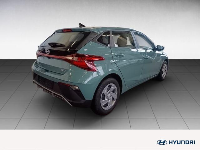 Gebraucht Hyundai i20 Select 79 PS (58 kW) 2025 Gruen Kleinwagen