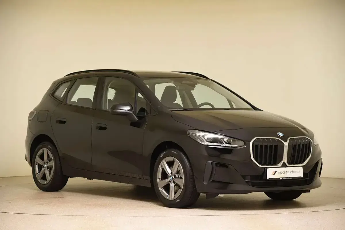 Gebraucht BMW 218 150 PS (110 kW) 2025 Schwarz uni Coupé