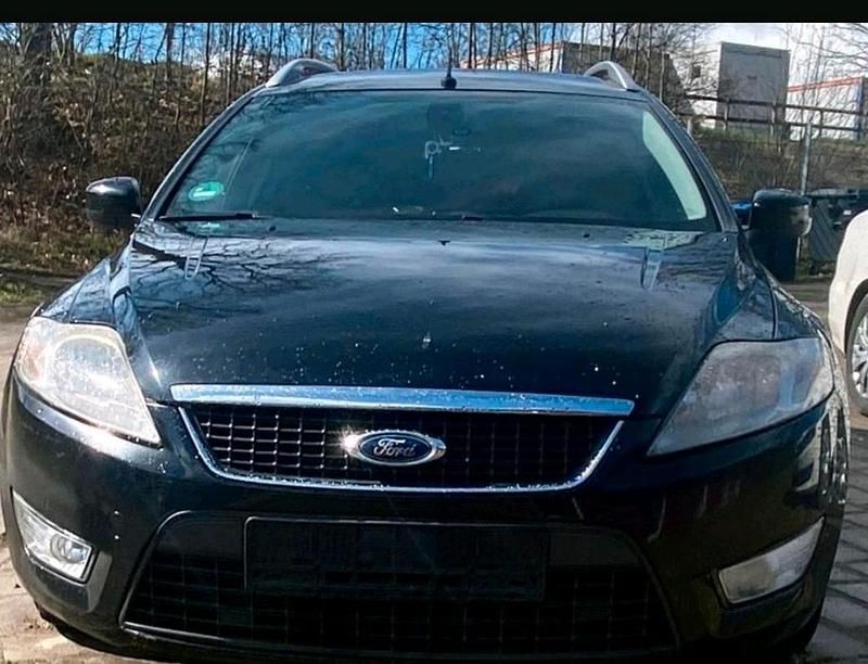 Gebraucht Ford Mondeo 140 PS (102 kW) 2010 Schwarz Kombi