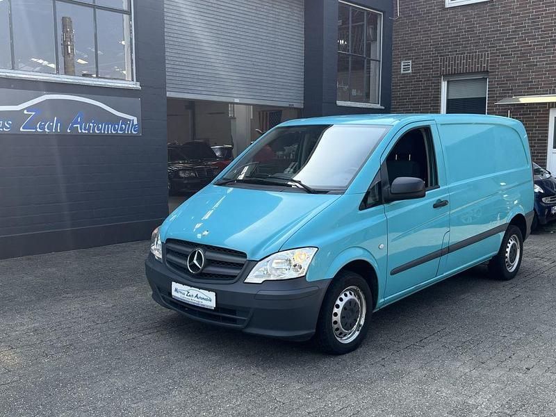 Gebraucht Mercedes Vito 95 PS (69 kW) 2014 Türkisblau (metallic) Van