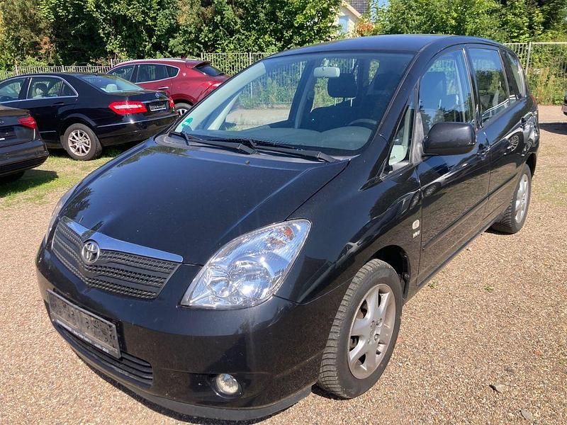 Schwarz Gebraucht 2003 Toyota Corolla Verso Van / Kleinbus | 2.699 € (Fairer Preis) - Bild 1/4