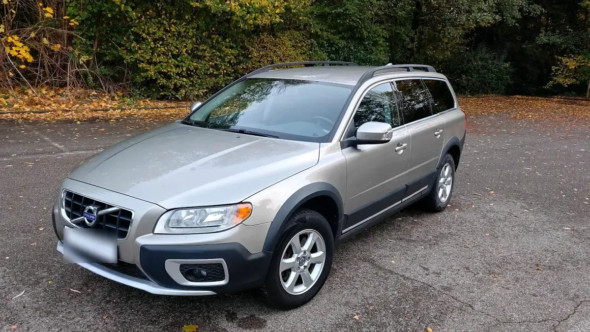 Gebraucht Volvo XC70 163 PS (119 kW) 2011 Beige Kombi