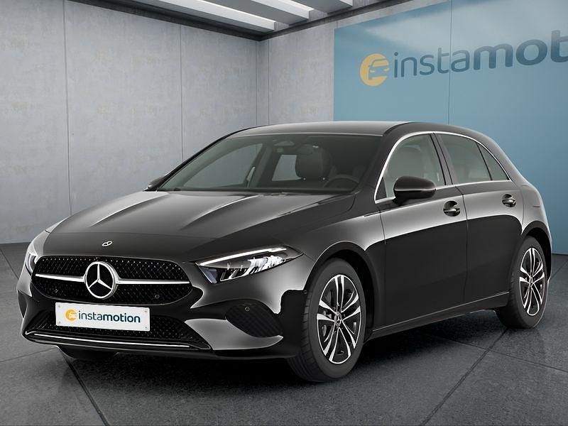 Schwarz Gebraucht 2024 Mercedes A200 Limousine | 30.649 € (Fairer Preis) - Bild 1/4