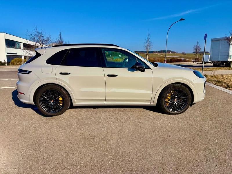 Gebraucht Porsche Cayenne GTS 500 PS (367 kW) 2025 Grau SUV