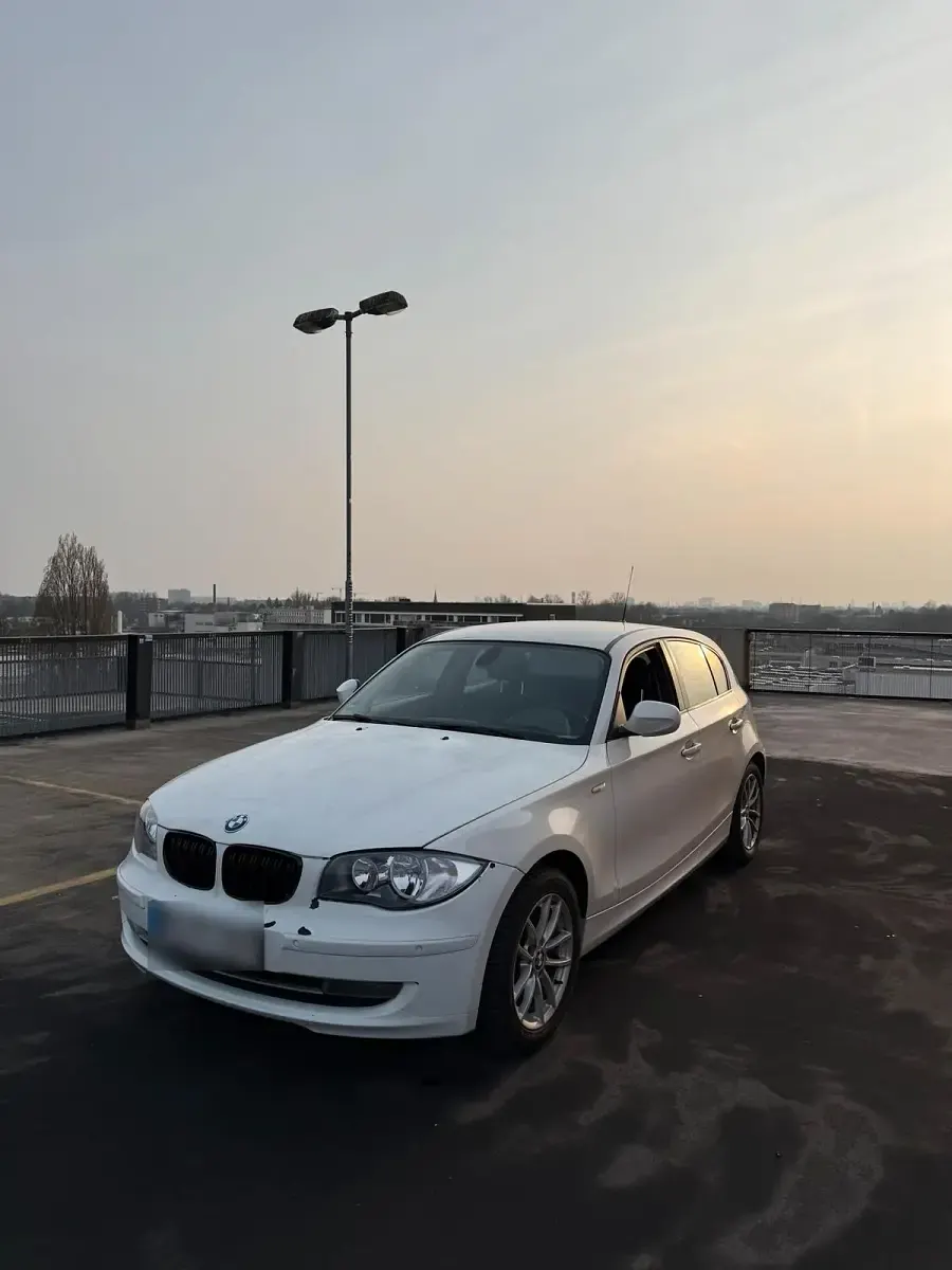 Second-hand BMW 118 143 CP (105 kW) 2009 Alb Hatchback