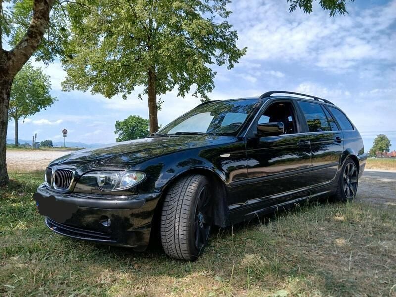 Schwarz Gebraucht 2002 BMW 320 Kombi | 1.599 € (Fairer Preis) - Bild 1/4
