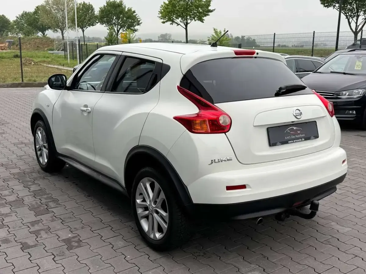 Second-hand Nissan Juke Tekna 117 CP (86 kW) 2012 Alb SUV