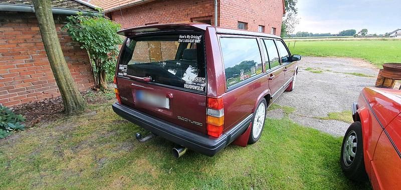 Gebraucht Volvo 940 165 PS (121 kW) 1991 Rot Kombi