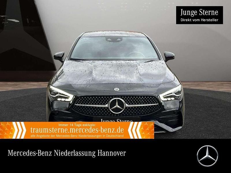 Kosmosschwarz Gebraucht 2024 Mercedes CLA180 AMG Limousine | 33.980 € (Fairer Preis) - Bild 1/3
