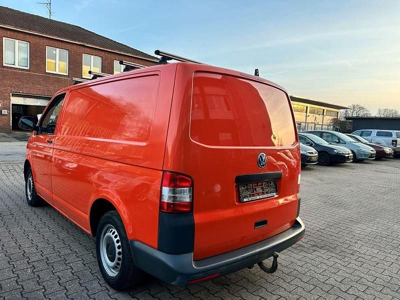 Gebraucht VW Transporter 102 PS (75 kW) 2012 Grau Van
