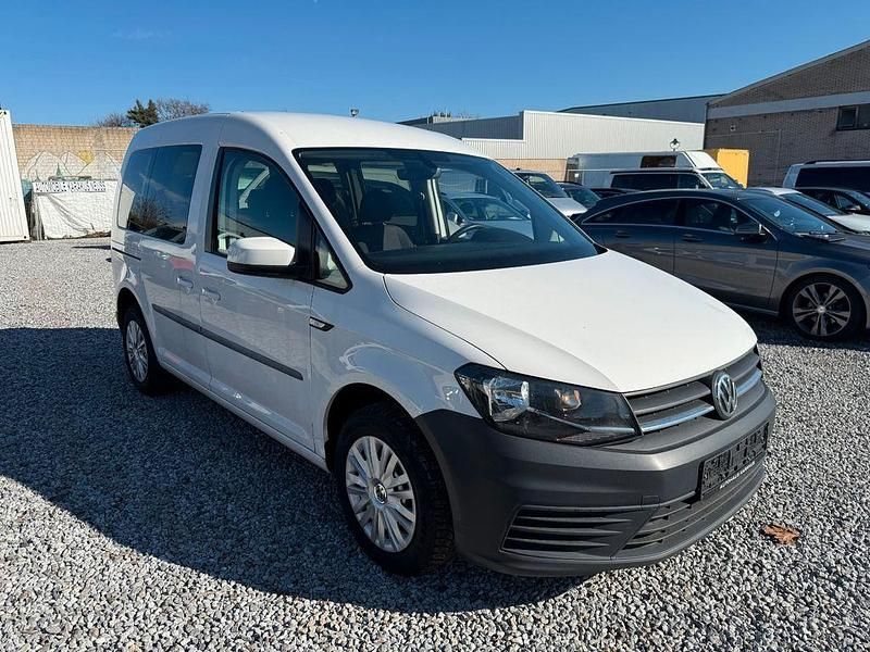 Gebraucht VW Caddy Trendline 102 PS (75 kW) 2019 Weiß Van / Kleinbus
