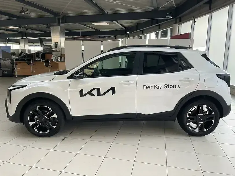 Neu Kia Stonic GT-Line 116 PS (85 kW) 2026 Snow white pearl SUV