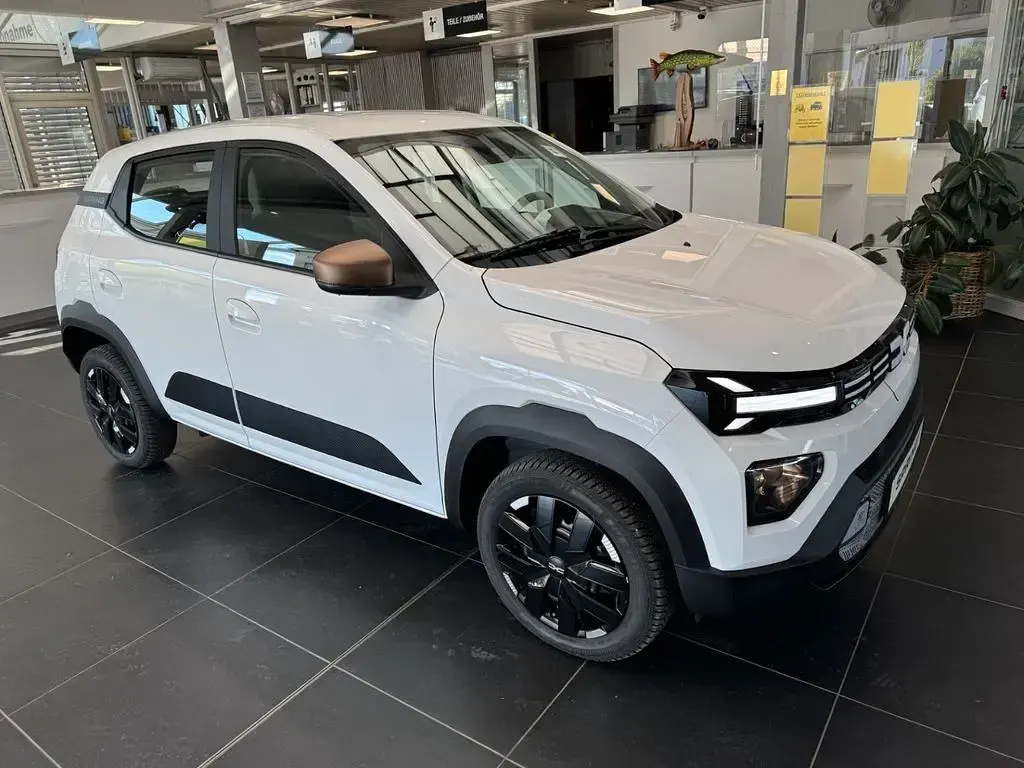 Gebraucht Dacia Spring Extreme 47 kW (65 PS) 2024 Weiß Kleinwagen